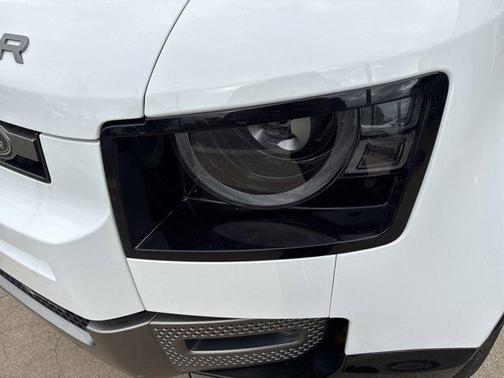 2023 Land Rover Defender 90 X-Dynamic SE