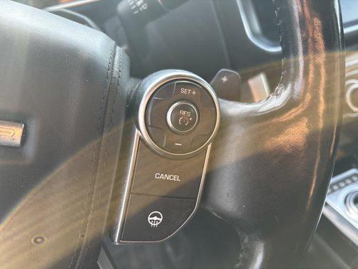 2023 Land Rover Defender 90 X-Dynamic SE