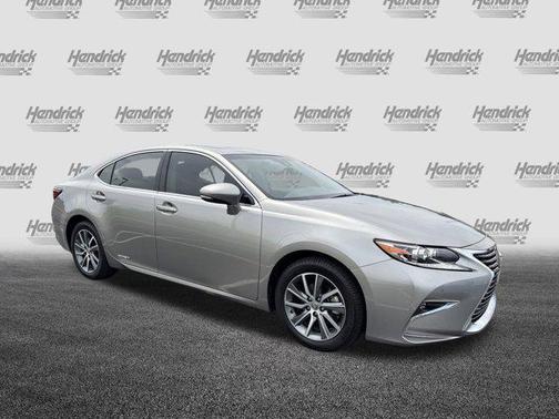 Atomic Silver 2017 Lexus ES 300h Base