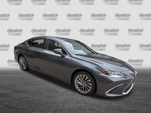 2024 Lexus ES 300h Ultra Luxury