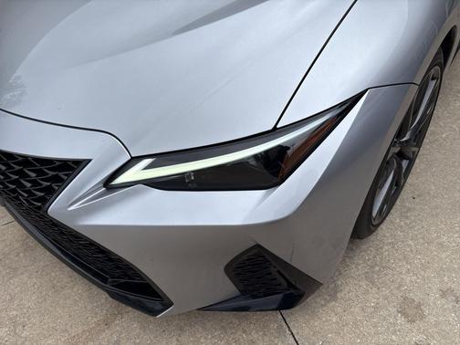 Iridium 2024 Lexus IS 300 Base