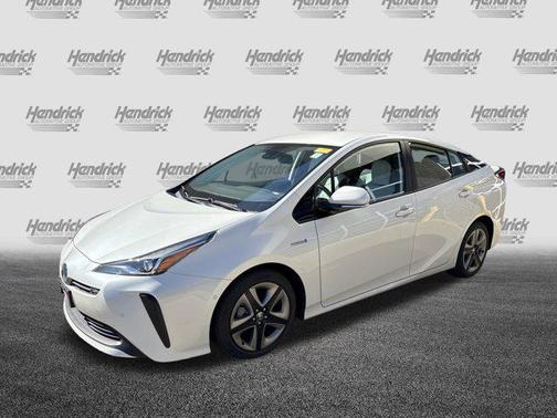 2019 Toyota Prius XLE