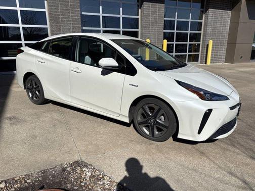 2019 Toyota Prius XLE
