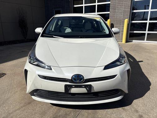 2019 Toyota Prius XLE
