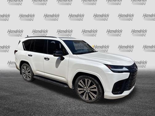 Eminent White Pearl 2023 Lexus LX 600 Luxury