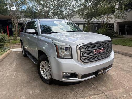 Quicksilver Metallic 2016 GMC Yukon XL SLT