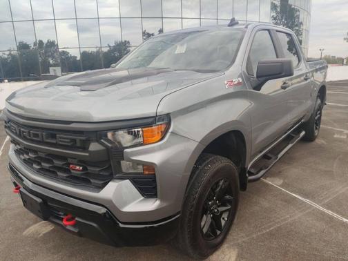 Sterling Gray Metallic 2023 Chevrolet Silverado 1500 Custom Trail Boss