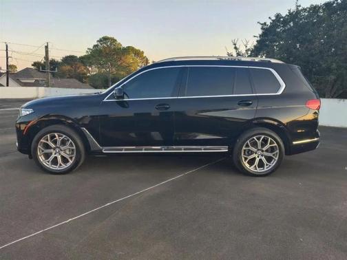 Phytonic Blue Metallic 2019 BMW X7 xDrive40i