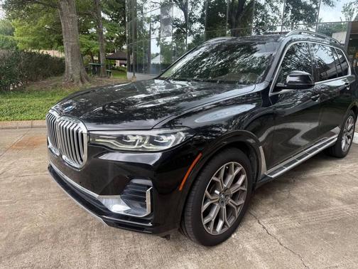 Black Sapphire Metallic 2019 BMW X7 xDrive40i