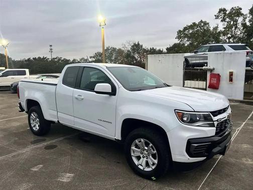 Summit White 2022 Chevrolet Colorado LT