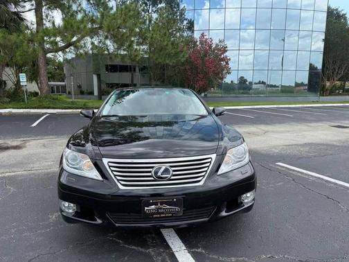 Obsidian 2010 Lexus LS 460 L