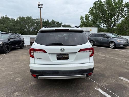 Platinum White Pearl 2020 Honda Pilot 2WD EX-L