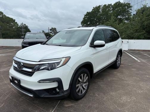 Platinum White Pearl 2020 Honda Pilot 2WD EX-L