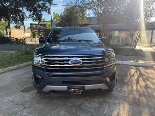 Blue Metallic 2019 Ford Expedition Max XLT