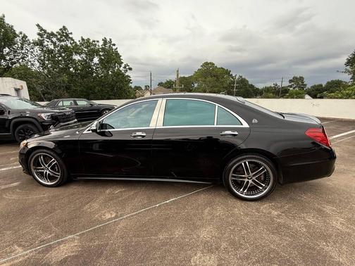 Black 2015 Mercedes-Benz S-Class S 550 4dr Sedan