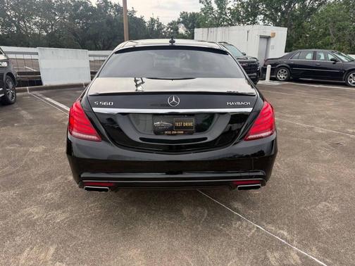 Black 2015 Mercedes-Benz S-Class S 550 4dr Sedan