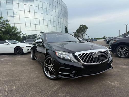 Black 2015 Mercedes-Benz S-Class S 550 4dr Sedan