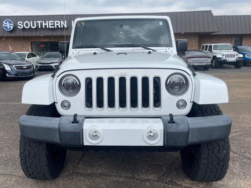 2016 Jeep Wrangler Unlimited 4WD 4dr Sahara