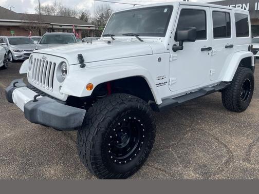 2016 Jeep Wrangler Unlimited 4WD 4dr Sahara