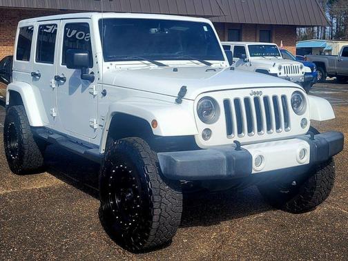 2016 Jeep Wrangler Unlimited Sahara