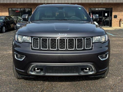 2018 Jeep Grand Cherokee Sterling Edition