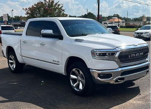 2020 RAM 1500 Limited 4x4 Crew Cab 5'7" Box
