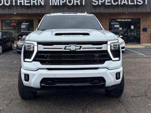 2024 Chevrolet Silverado 2500 LTZ