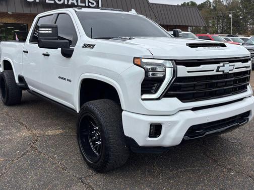 2024 Chevrolet Silverado 2500 LTZ