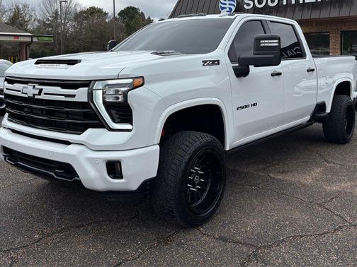 2024 Chevrolet Silverado 2500 LTZ