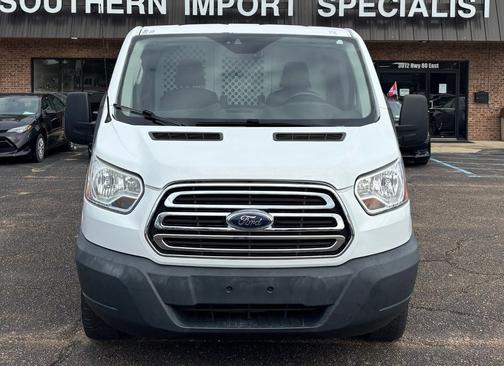 Oxford White 2016 Ford Transit-250 T-250 130" Low Rf 9000 GVWR Swing-Out RH Dr