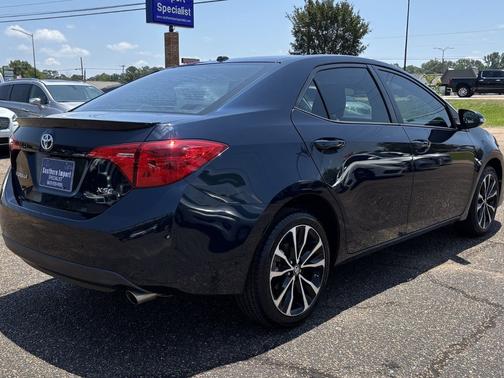 Galactic Aqua Mica 2017 Toyota Corolla XSE CVT (Natl)
