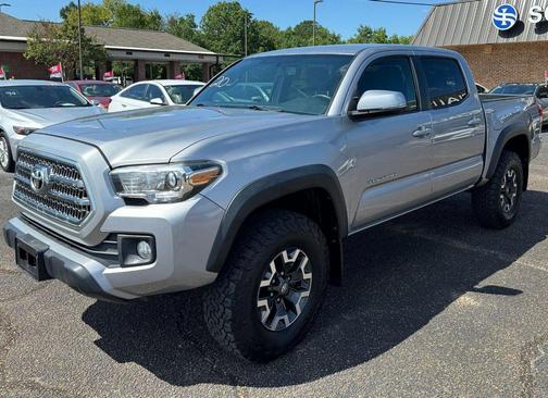 2017 Toyota Tacoma SR5