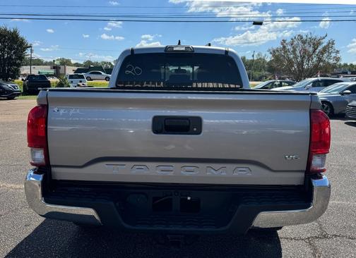 2017 Toyota Tacoma Double Cab 5' Bed V6 4x4