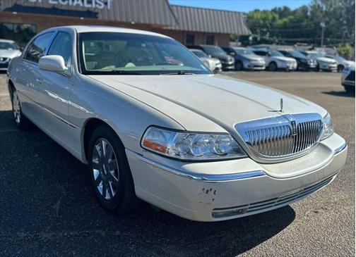 2007 Lincoln Town Car Signature