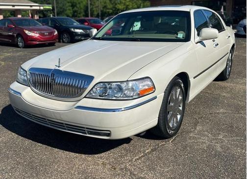 2007 Lincoln Town Car Signature