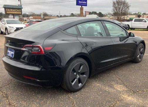 2023 Tesla Model 3 Standard Range Plus