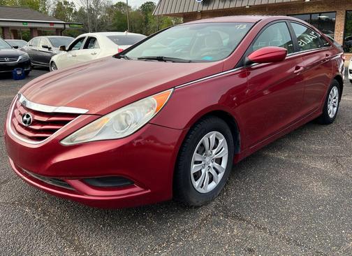 2013 Hyundai SONATA 4dr Sdn 2.4L Auto