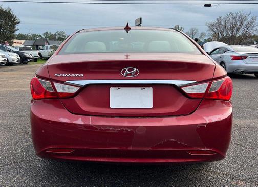 2013 Hyundai SONATA GLS