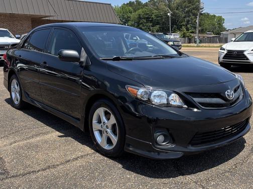 Black Sand Pearl 2012 Toyota Corolla 4dr Sdn Man L (Natl)