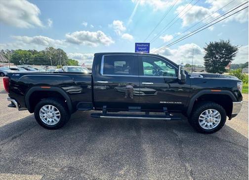 2022 GMC Sierra 2500 SLT