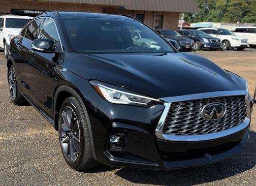 2023 INFINITI QX55 LUXE