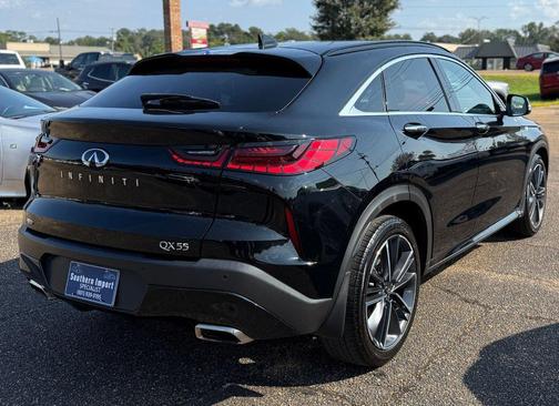 2023 INFINITI QX55 LUXE
