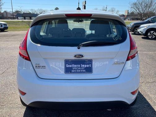 2013 Ford Fiesta SE