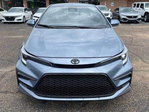 Celestite/Midnight Black Metallic 2025 Toyota Corolla SE CVT (Natl)