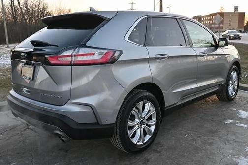 2020 Ford Edge Titanium