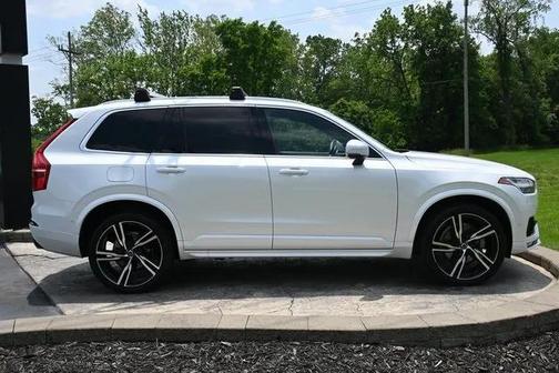 2016 Volvo XC90 T6 R-Design