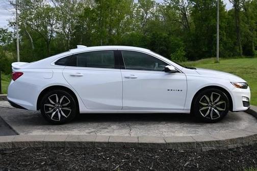 2021 Chevrolet Malibu FWD RS