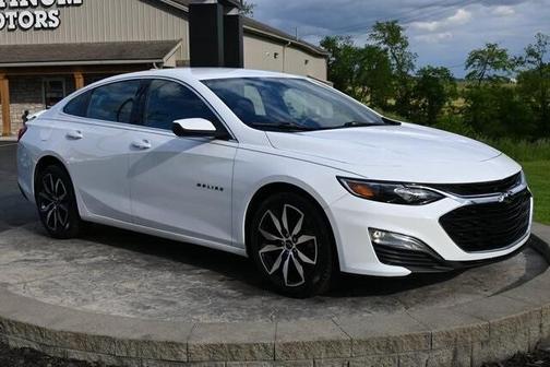 2021 Chevrolet Malibu FWD RS