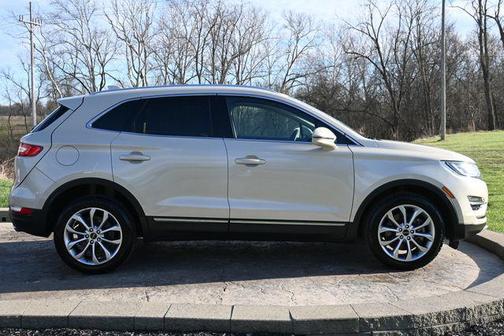 Ivory Pearl 2018 Lincoln MKC Select