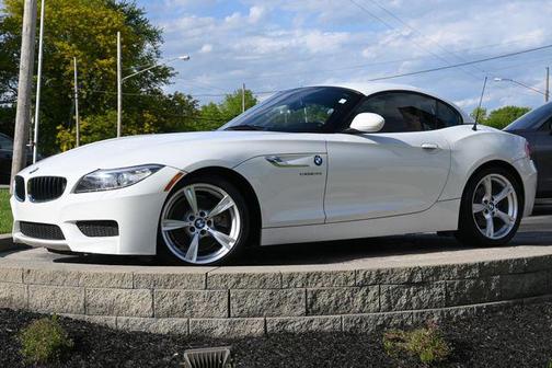 Alpine White 2015 BMW Z4 sDrive28i